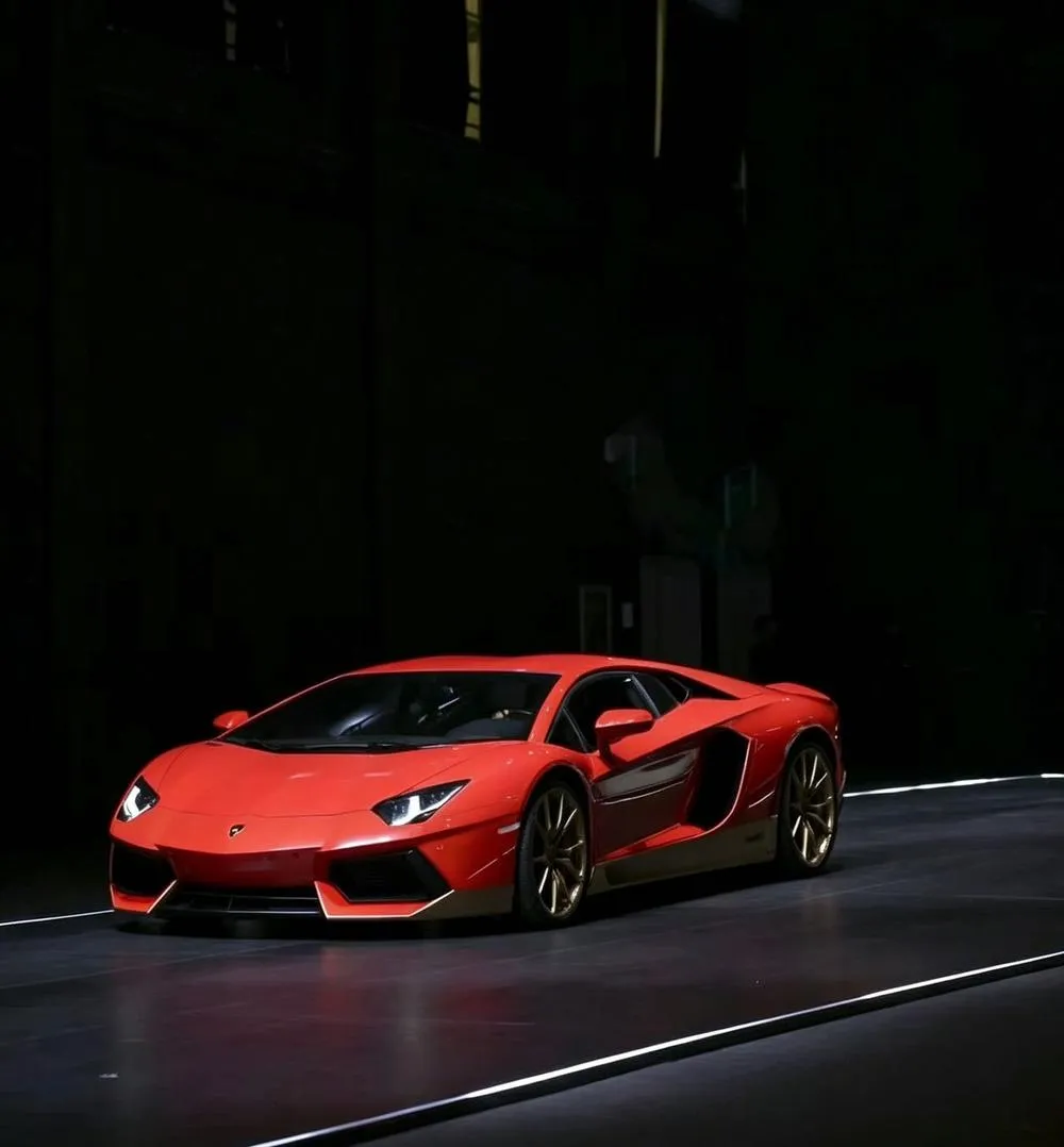 Lamborghini Aventador, 2013