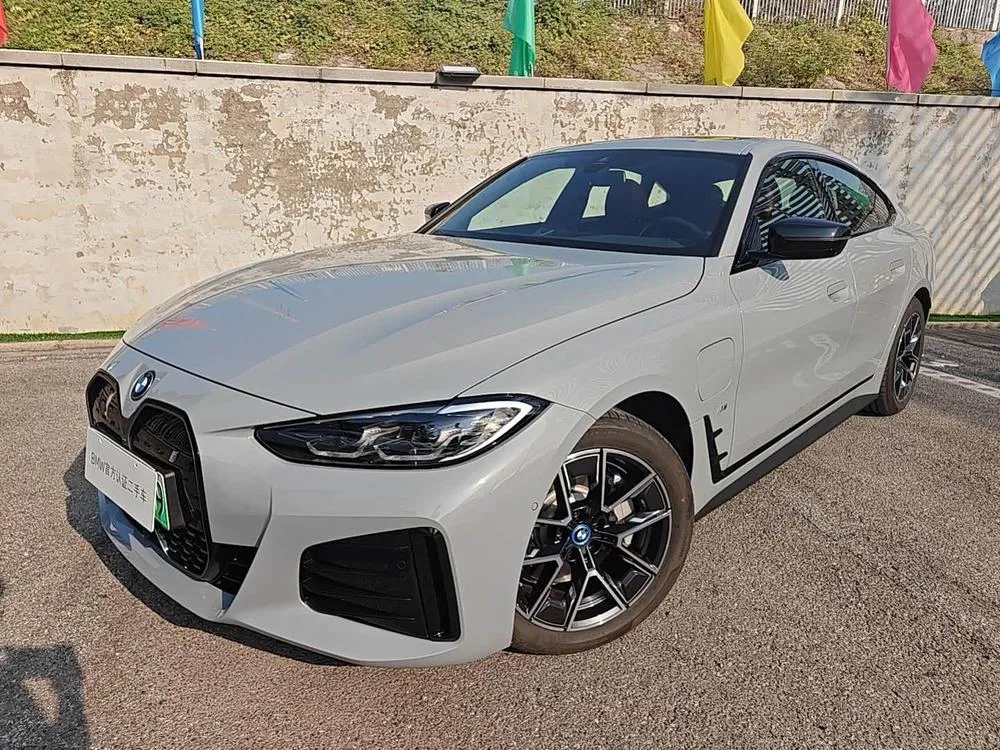 BMW i4, 2023