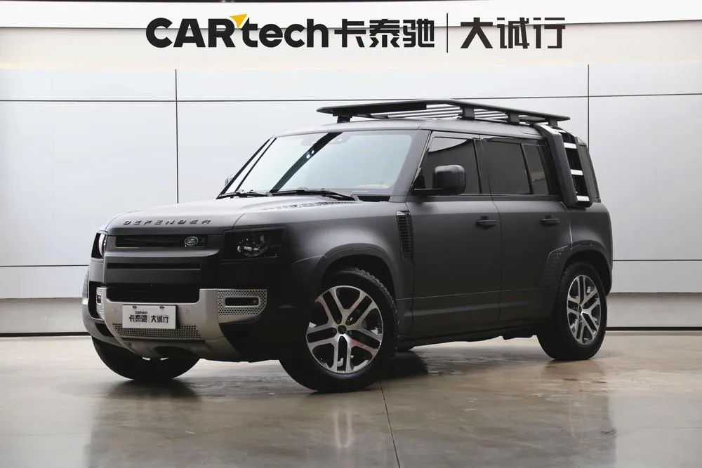 Land Rover Defender, 2024