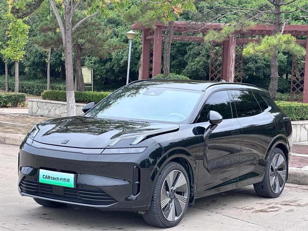 Lynk & Co 08 EM-P, 2023