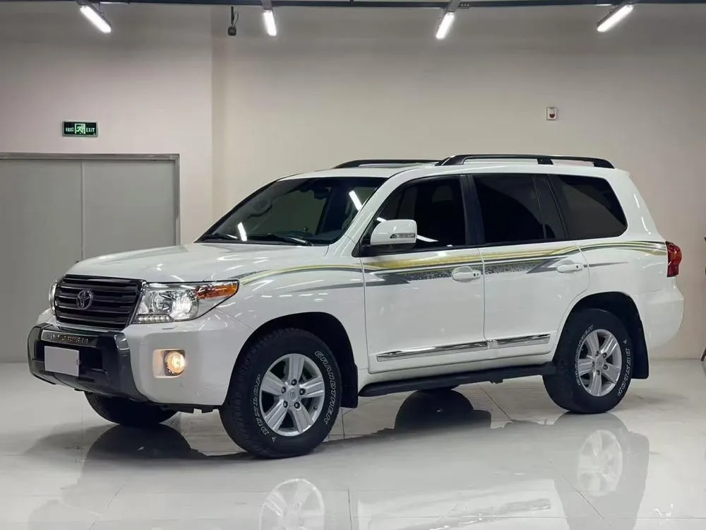 Toyota Land Cruiser, 2012