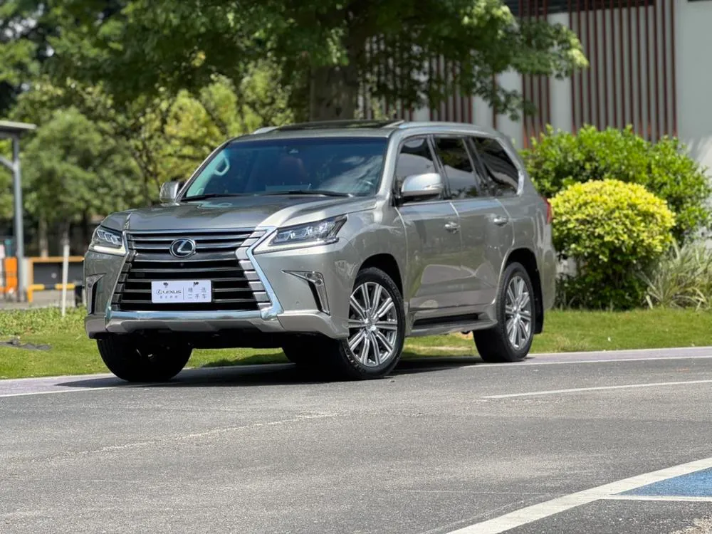 Lexus LX, 2017