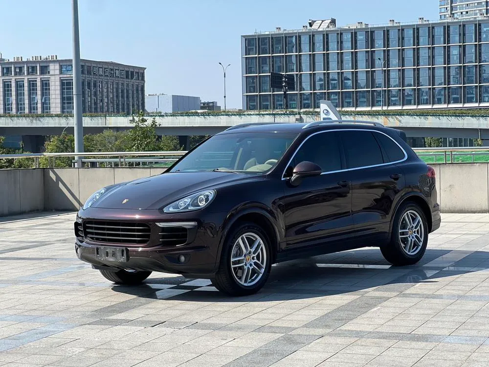 Porsche Cayenne Cayenne Platinum Edition 3.0T, 2016 — фото 1