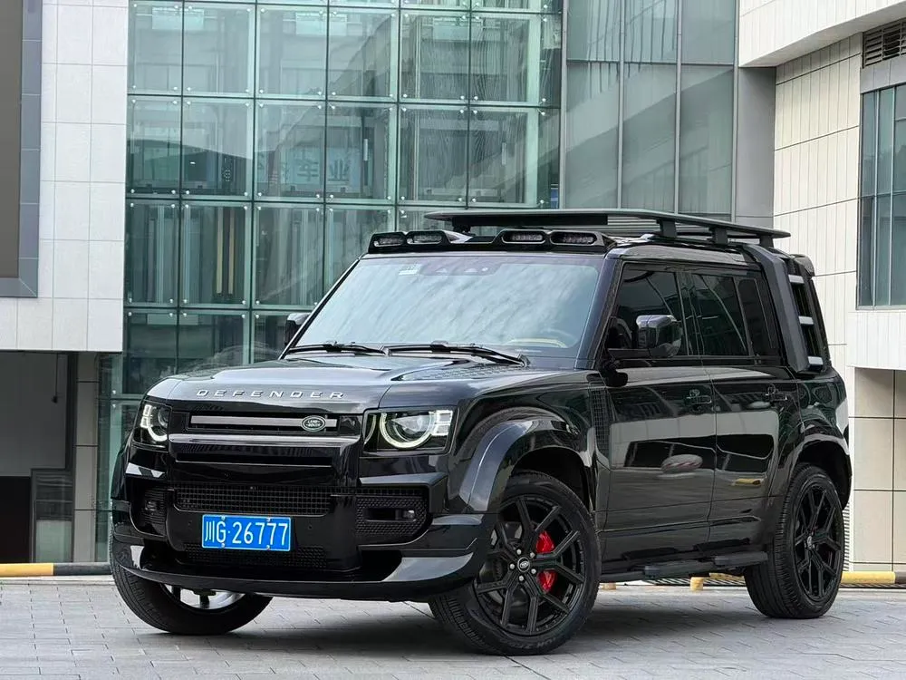 Land Rover Defender, 2024