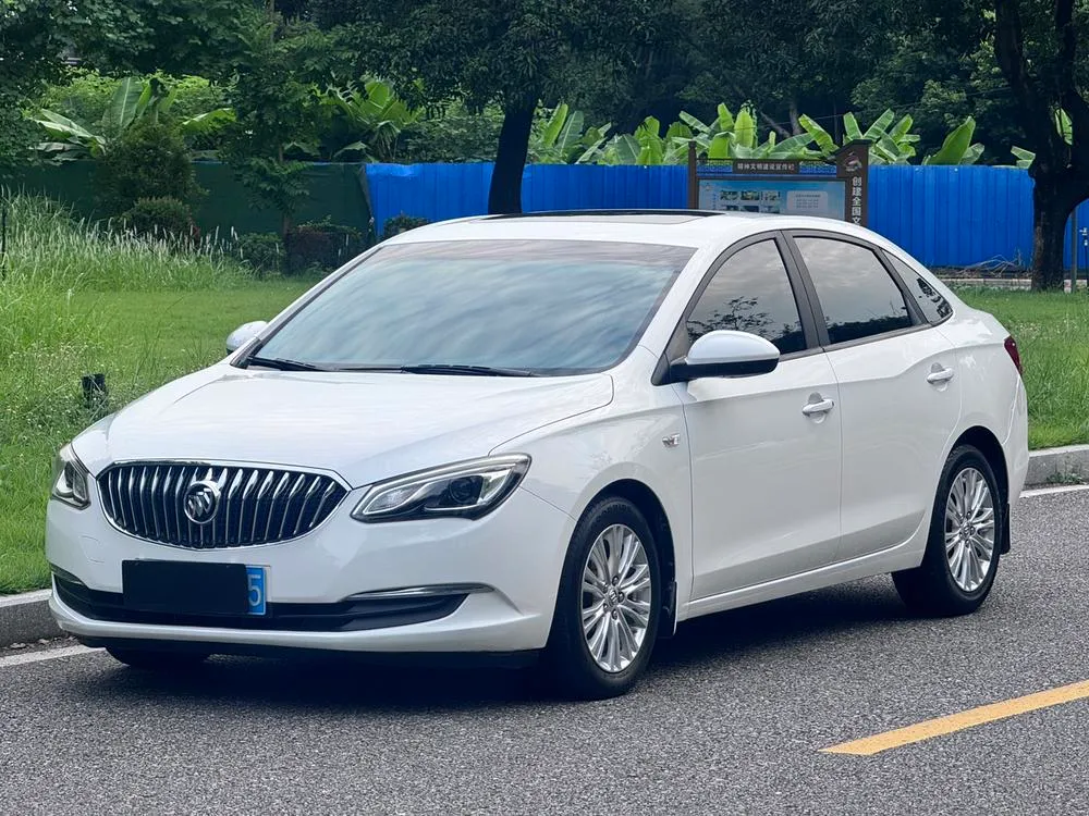 Buick Excelle, 2017