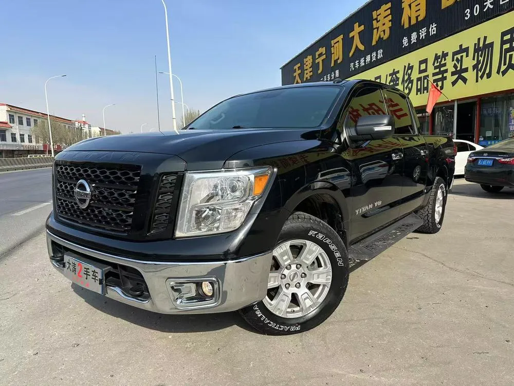 Nissan Titan 5.6L Auto 4WD 5 Seater Parallel Import, 2018 — фото 1