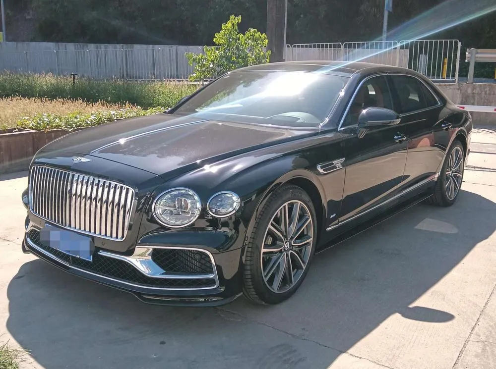 Bentley Flying Spur, 2021