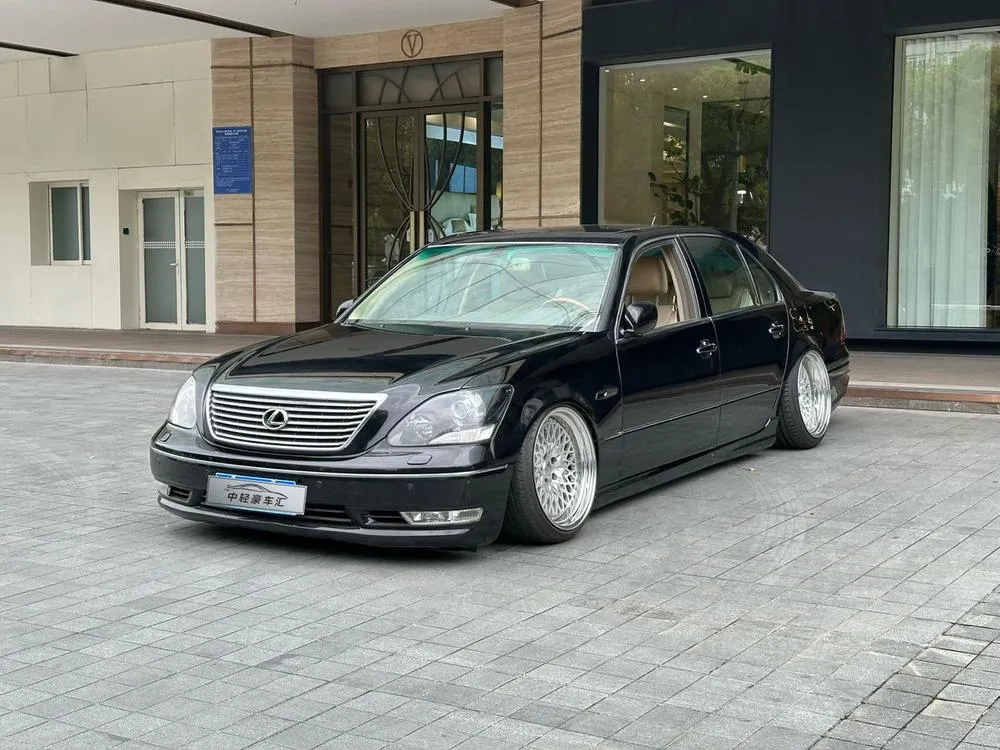 Lexus LS, 2005