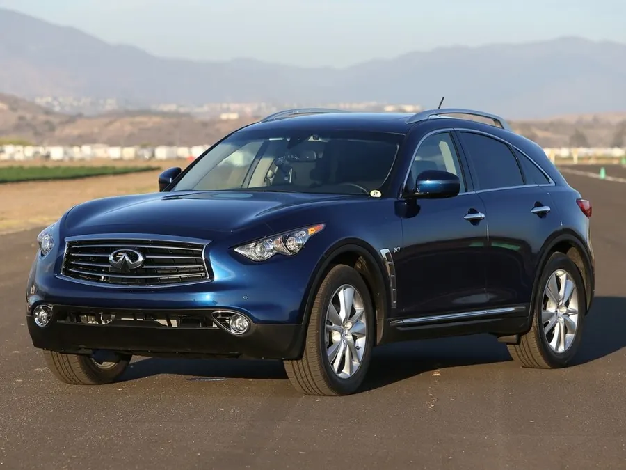 Infiniti QX70 — фото модели