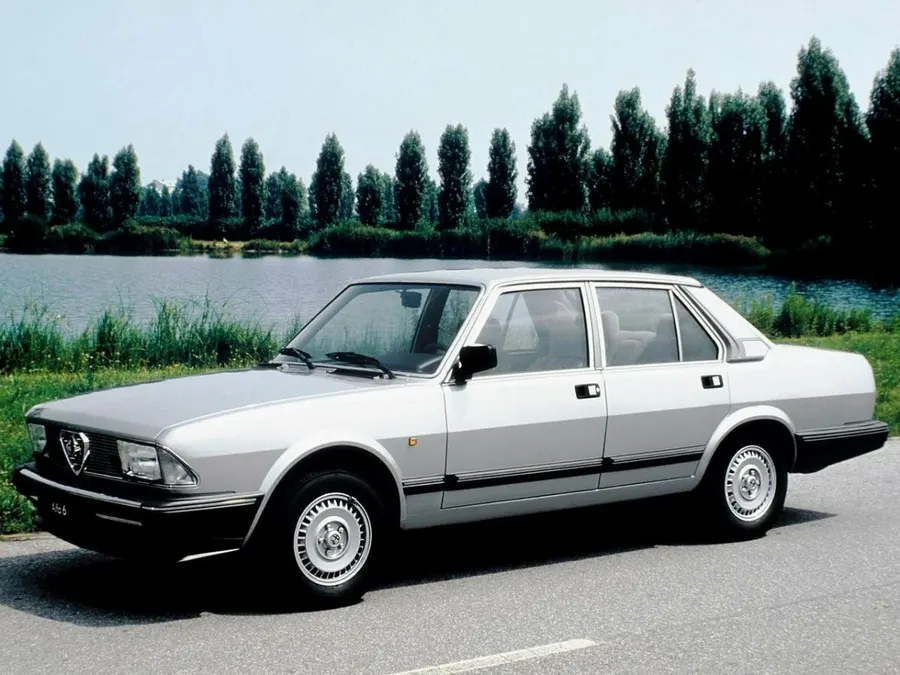 Alfa Romeo 6 — фото модели