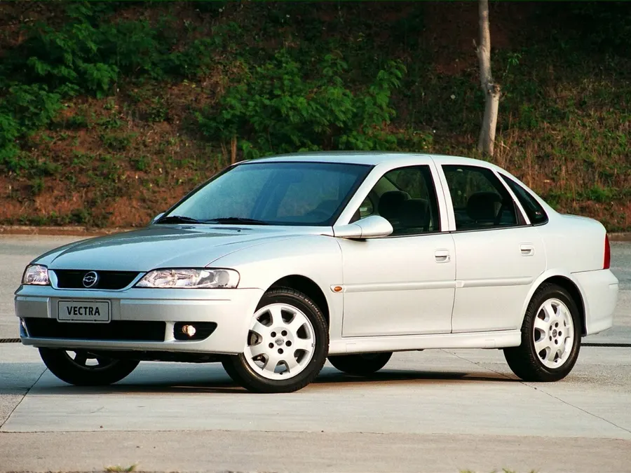 Chevrolet Vectra — фото модели