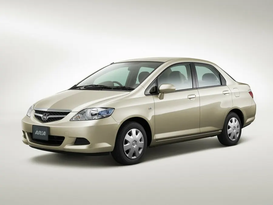 Honda Fit Aria — фото модели