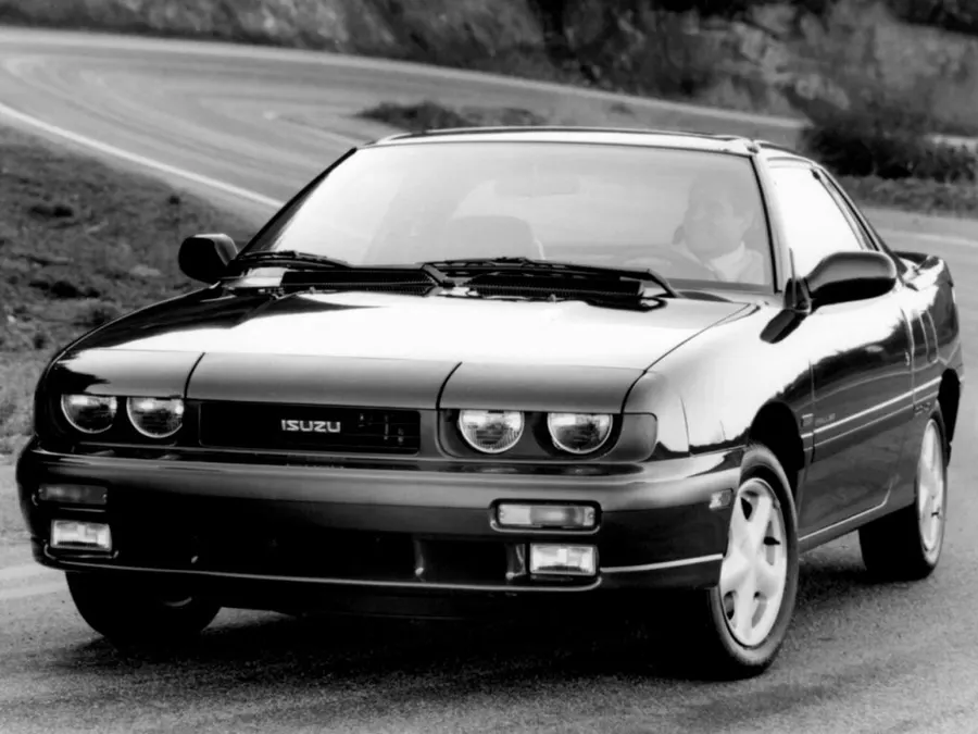 Isuzu Piazza — фото модели