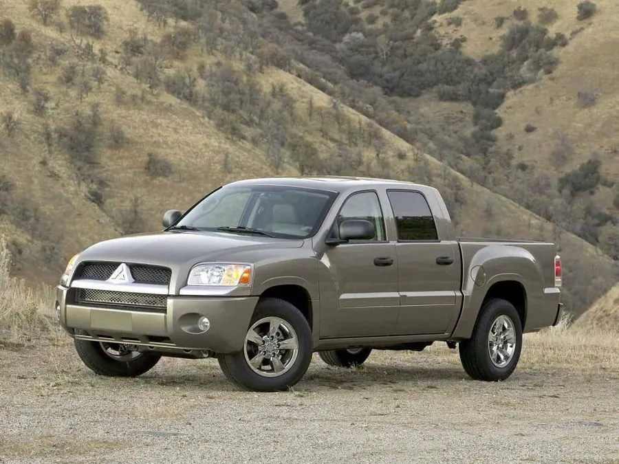 Mitsubishi Raider — фото модели