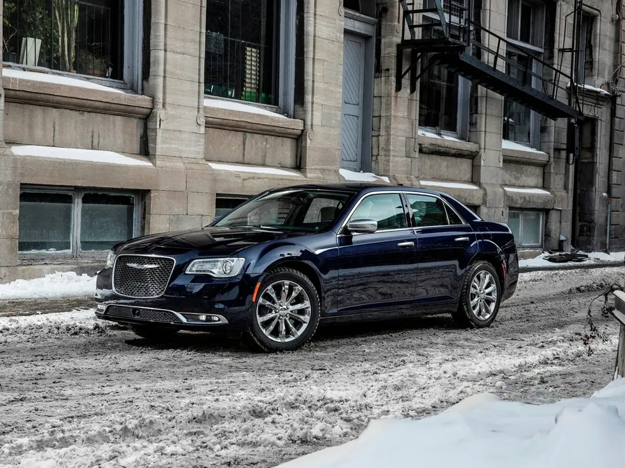 Chrysler 300C — фото модели