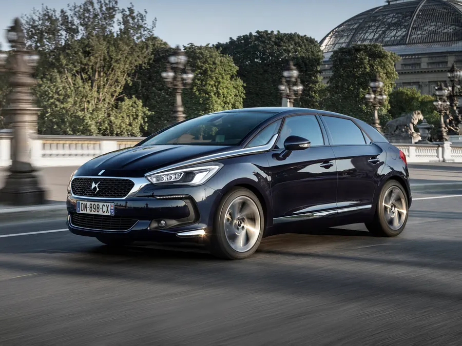 DS 5 — фото модели