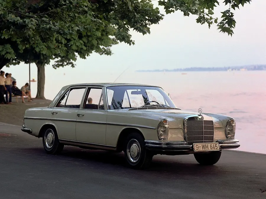 Mercedes-Benz W108 — фото модели