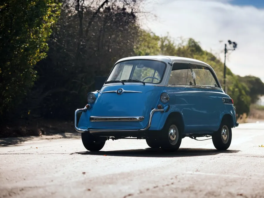 BMW 600 — фото модели