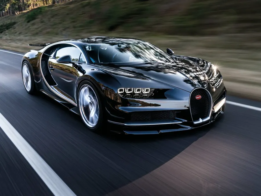 Bugatti Chiron — фото модели