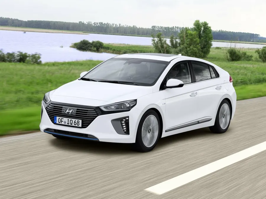 Hyundai IONIQ — фото модели