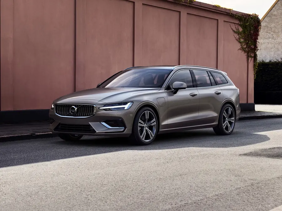 Volvo V60 — фото модели