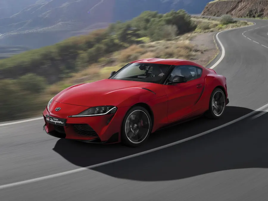 Toyota Supra — фото модели