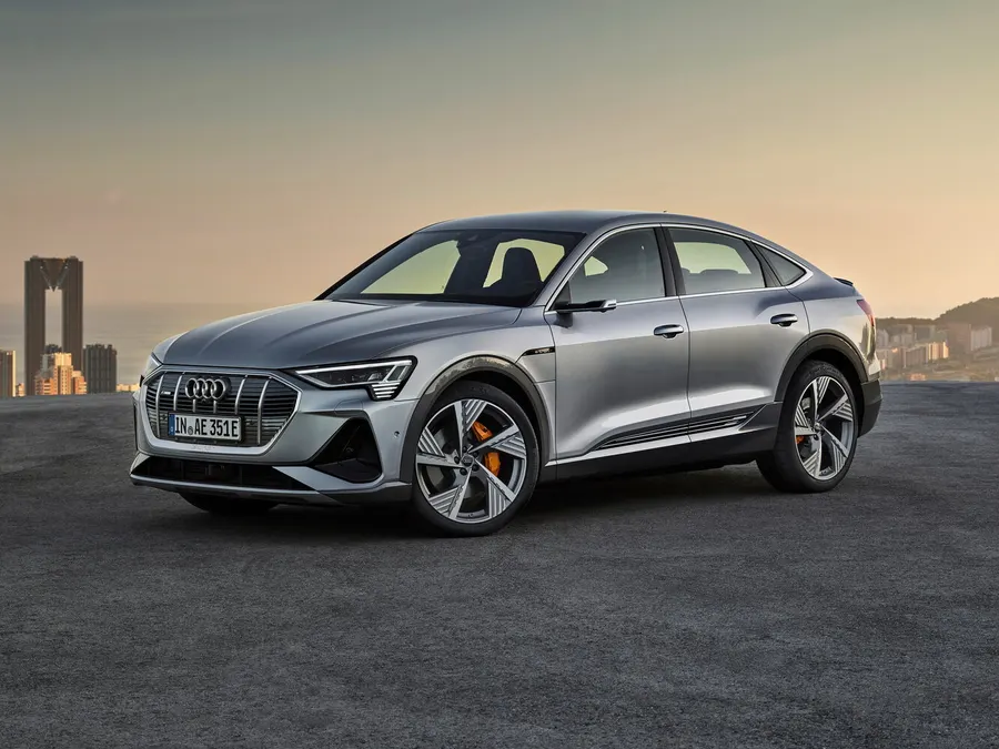 Audi e-tron Sportback — фото модели