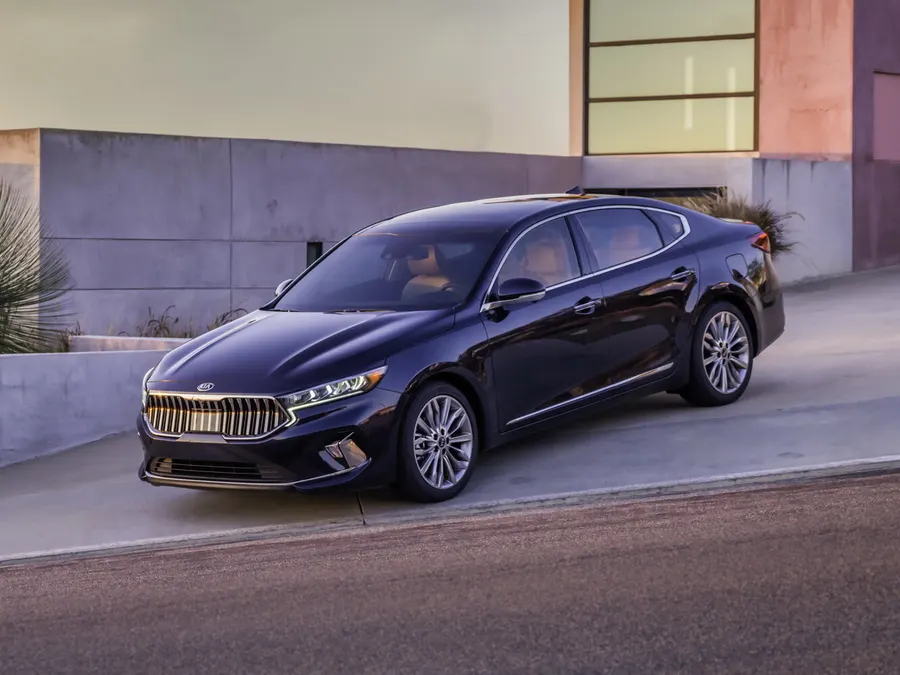 Kia Cadenza — фото модели