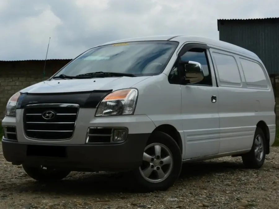 Hyundai Starex — фото модели