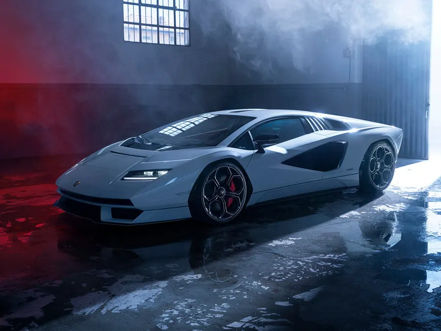 Lamborghini Countach LPI 800-4 — фото модели