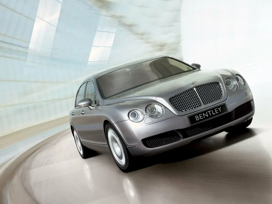 Bentley Continental Flying Spur — фото модели