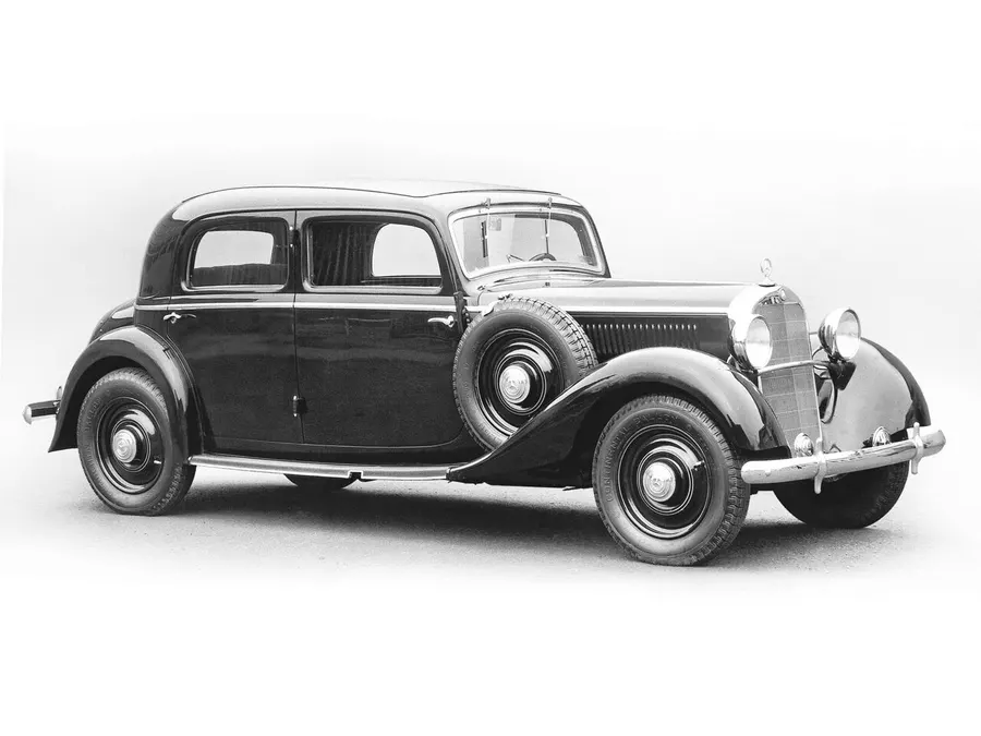 Mercedes-Benz W138 — фото модели