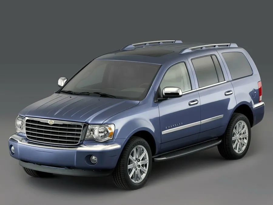Chrysler Aspen — фото модели