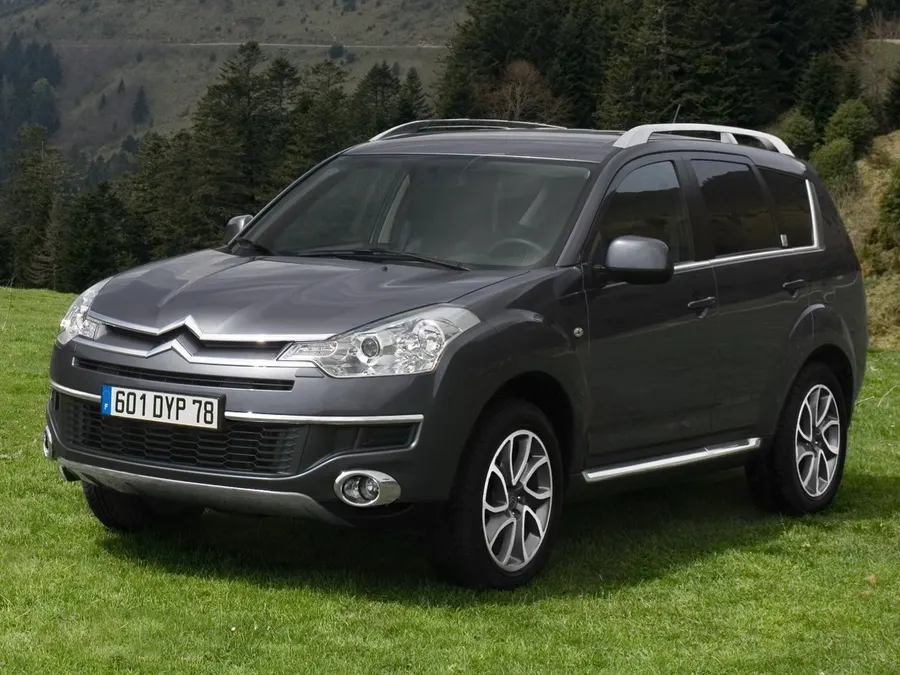 Citroen C-Crosser — фото модели