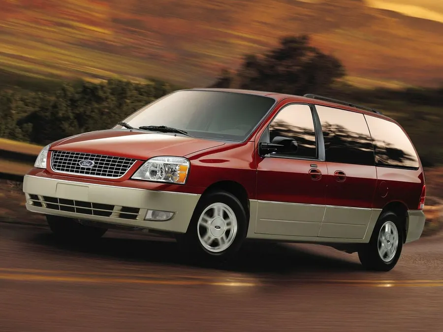 Ford Freestar — фото модели