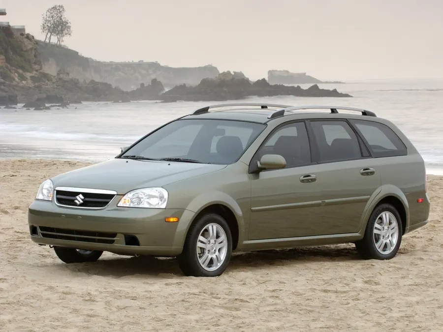 Suzuki Forenza — фото модели