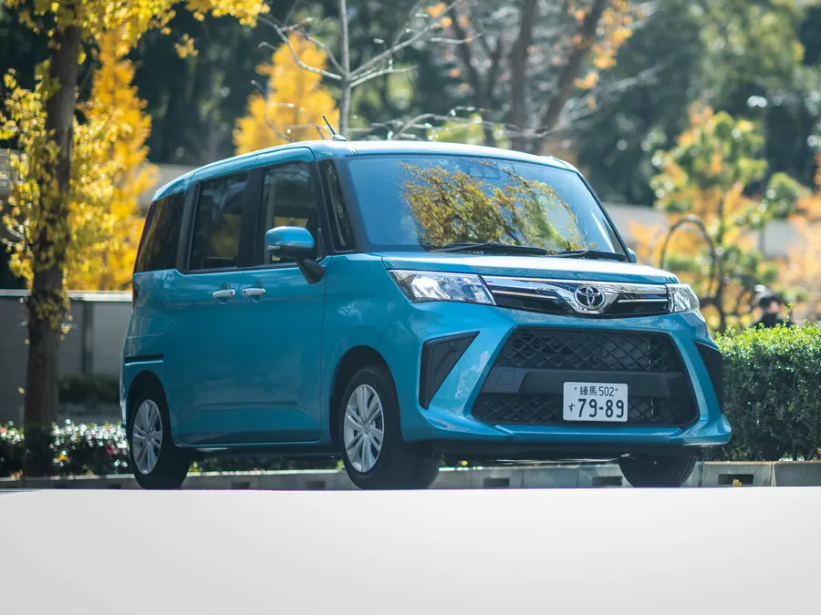 Toyota Roomy — фото модели