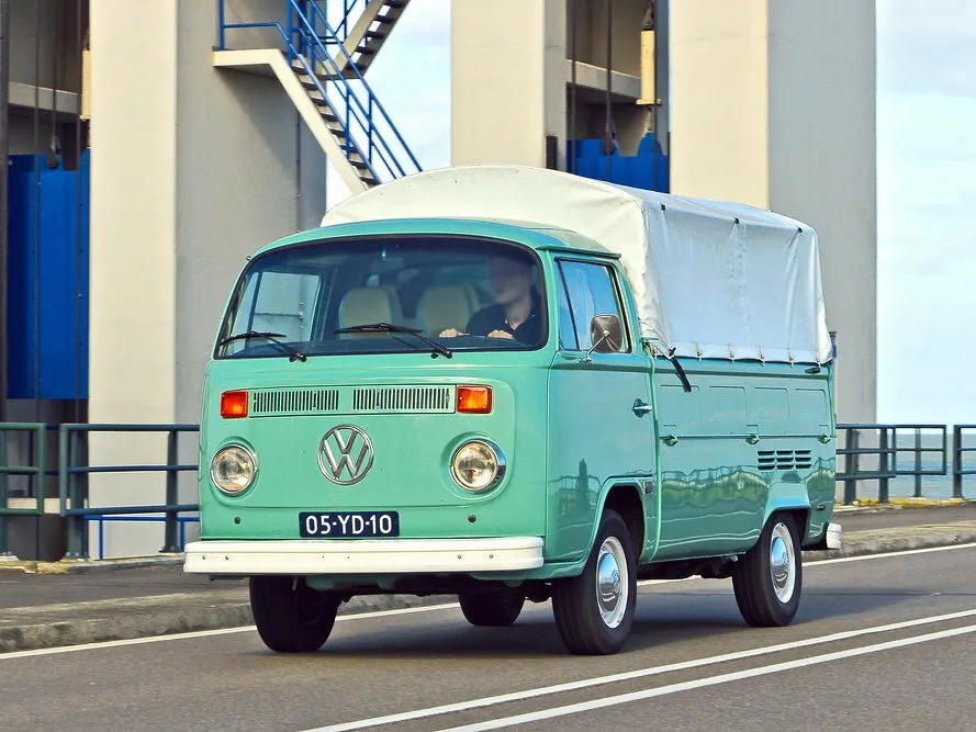 Volkswagen Type 2 — фото модели