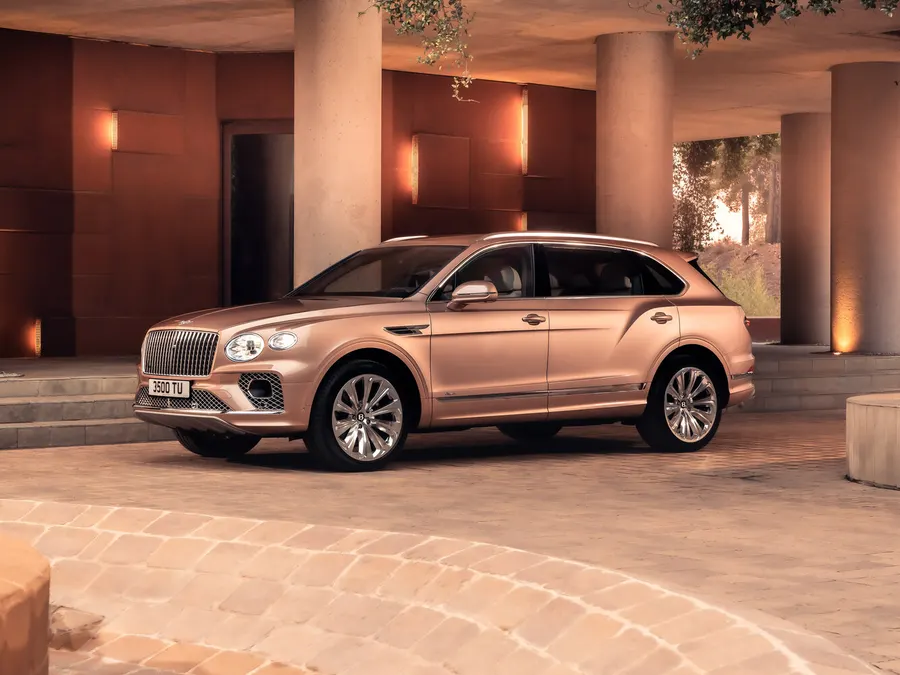 Bentley Bentayga — фото модели