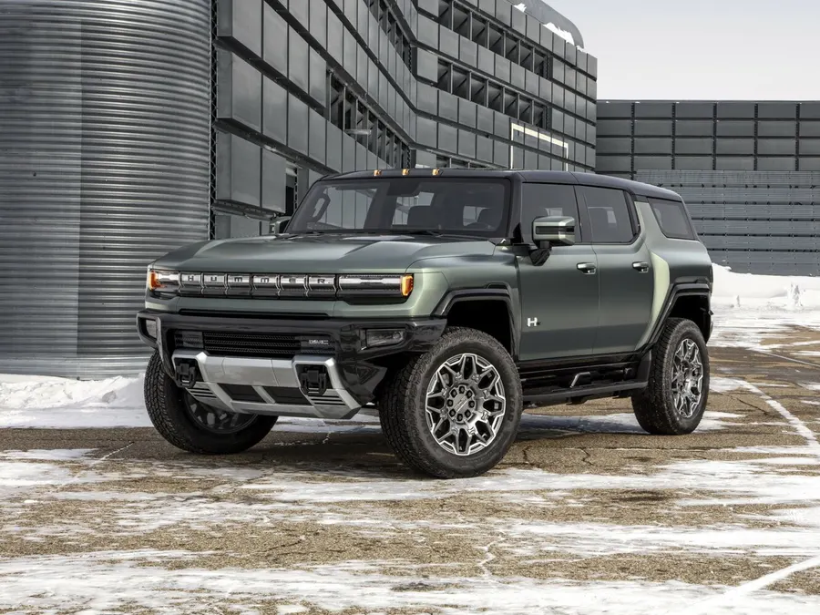 GMC Hummer EV — фото модели