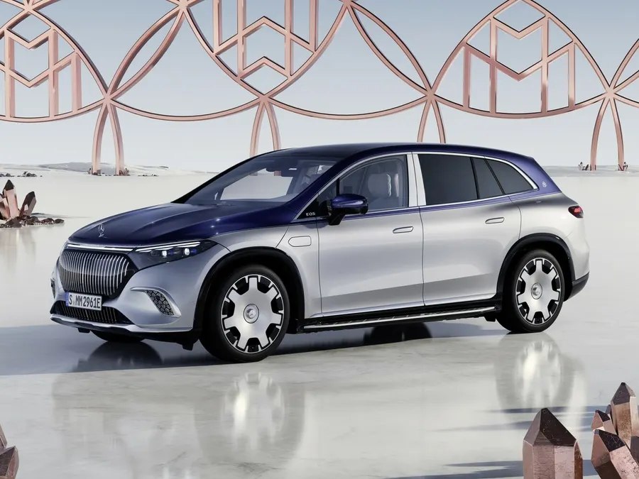 Mercedes-Benz Maybach EQS SUV — фото модели