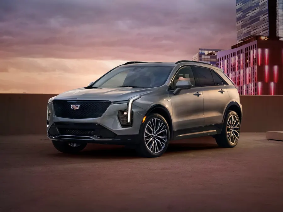 Cadillac XT4 — фото модели — фото 1