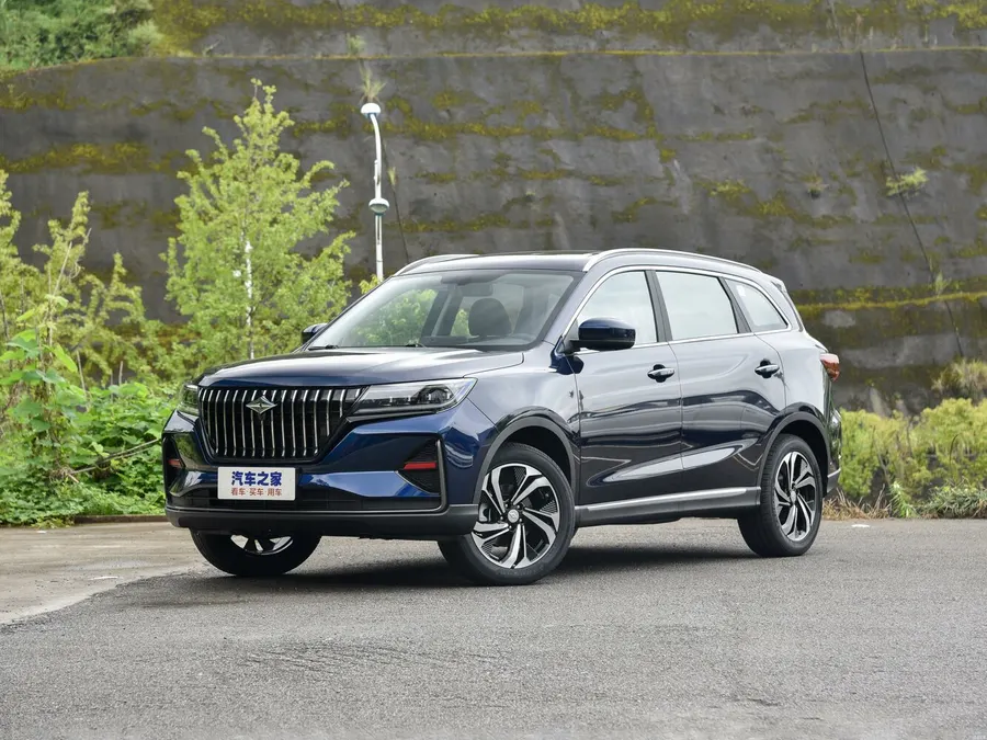 BAIC Ruixiang X5 — фото модели