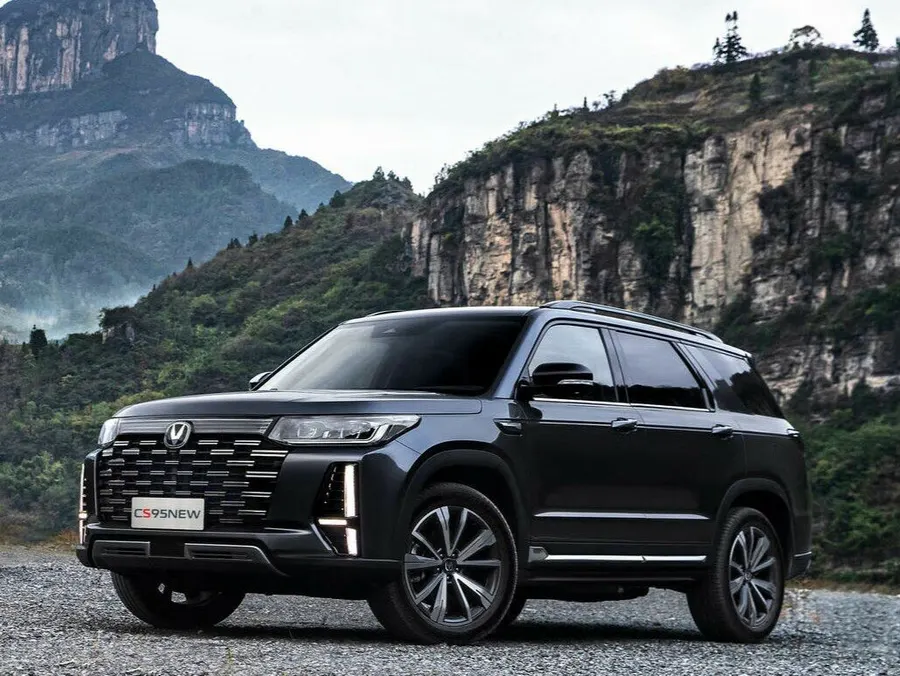 Changan CS95 — фото модели