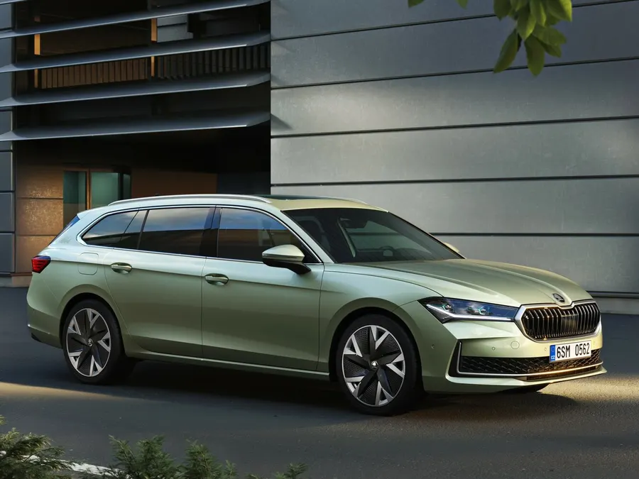 Skoda Superb — фото модели