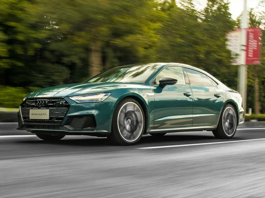 Audi A7 — фото модели