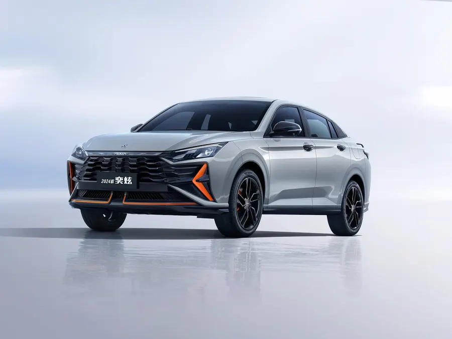 Dongfeng Aeolus Yixuan — фото модели