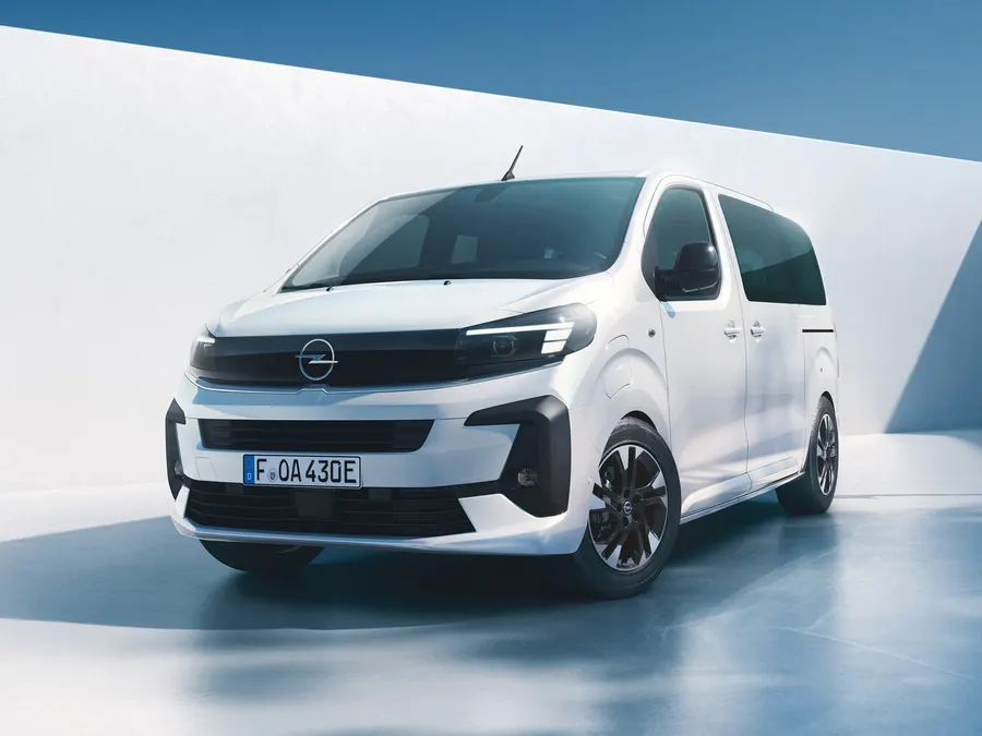 Opel Zafira Life — фото модели