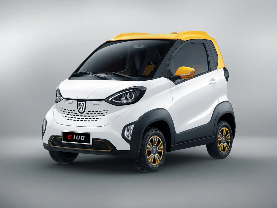 Baojun E100 — фото модели