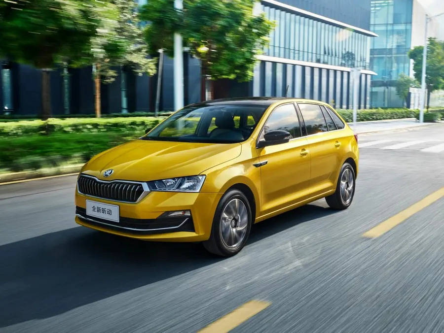 Skoda Rapid — фото модели